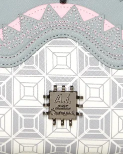A.I.8 AFRICAN INTELLIGENCE BOOKED u0026 BUSY SHARK HANDBAG