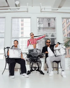 AIR TO THE THRONE JETSET MINI DUFFLE
