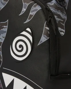 DAZED AND SHARK BACKPACK (DLXV)