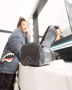 HENNY BLACK TOILETRY BAG