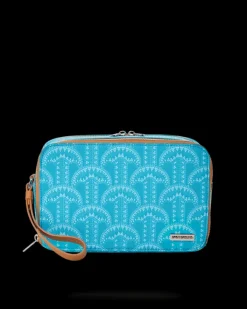 ILLUCHAINS TURQ TOILETRY BAG