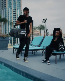 STEALTH MODE TOTE