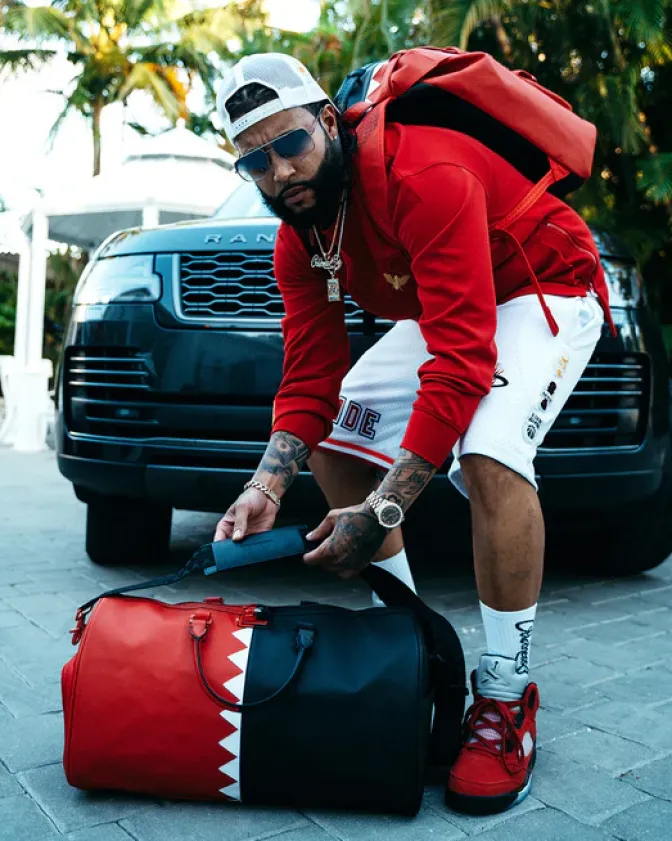 VERTICAL SHARK CUT u0026 SEW DUFFLE