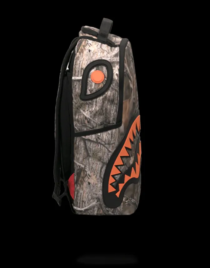 WILD LIFE HUNTER RUBBER SHARK BACKPACK